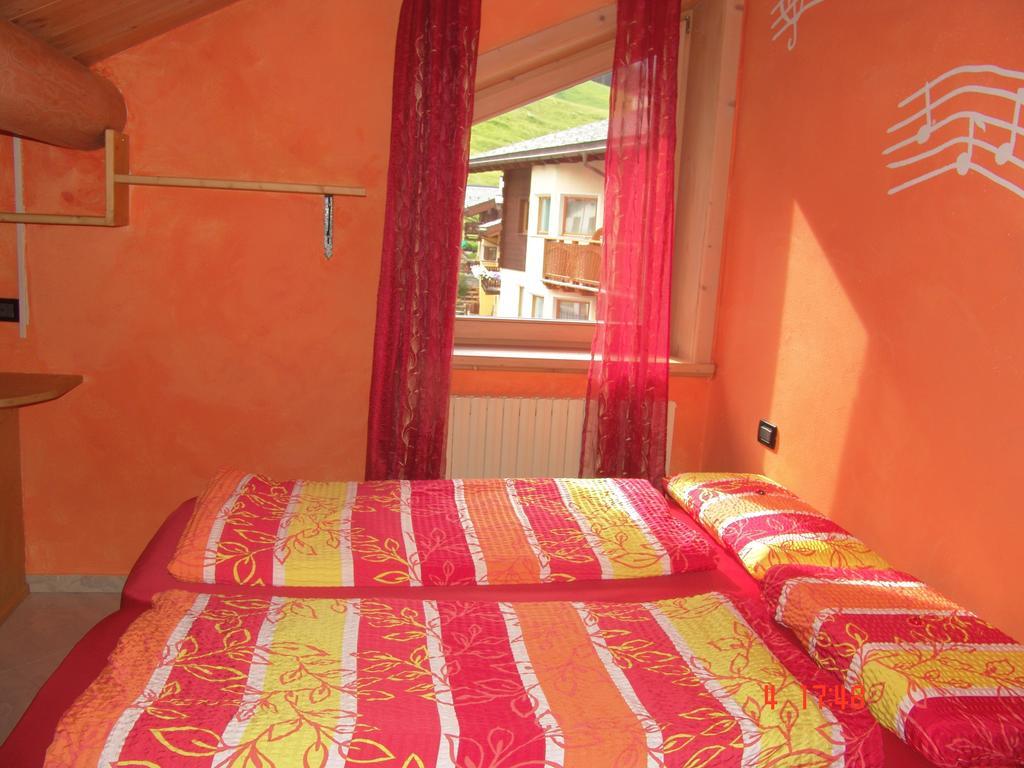 Apartamento Casa Martina Livigno Habitación foto